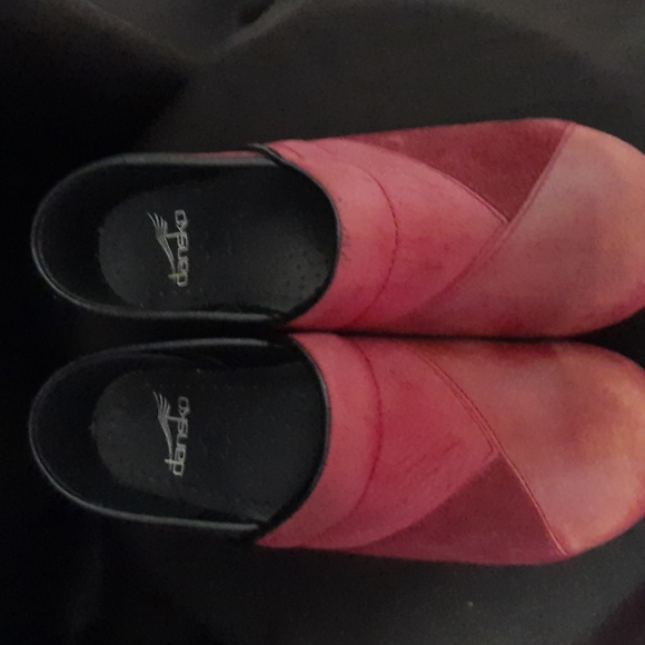 Dansko size 38 patchwork mule/clog - Picture 2 of 5